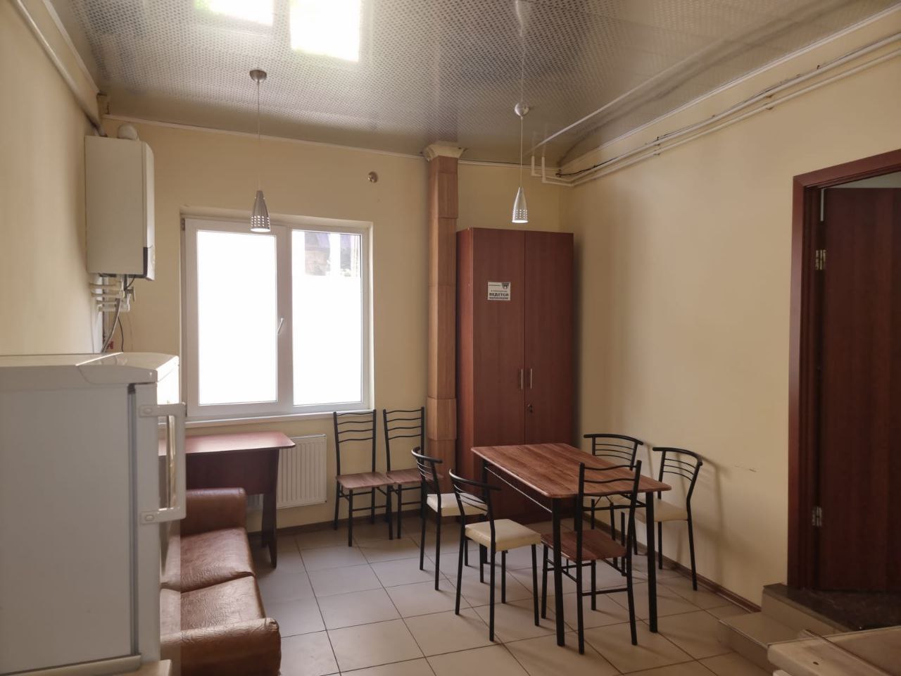 Продажа фасадного отдельностоящего здания и дома по ул. Каманина 21